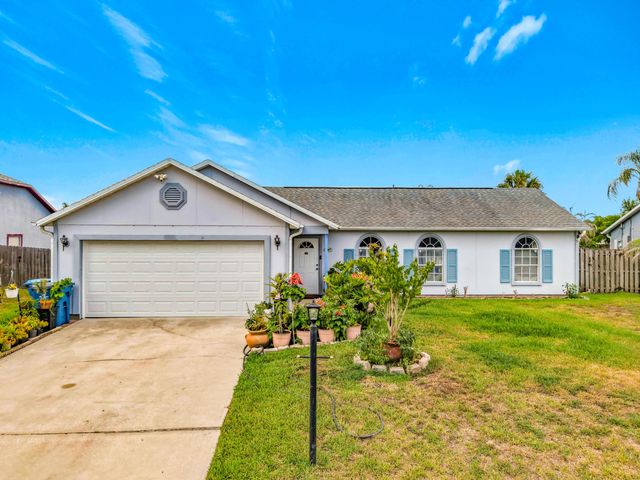 985 Canton Street NW, Palm Bay, FL 32907