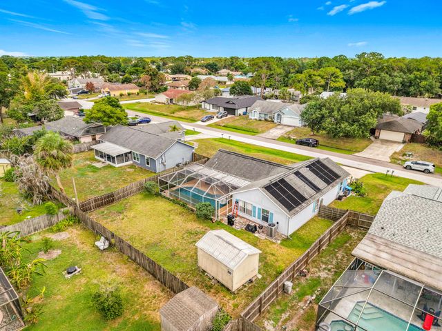 985 Canton Street NW, Palm Bay, FL 32907