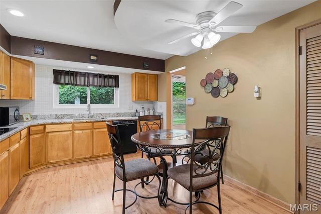 915 Deandell Avenue, Ferguson, MO 63135