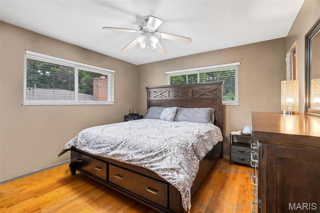 915 Deandell Avenue, Ferguson, MO 63135