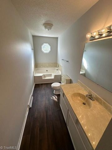 1695 Brewer Road L, Winston-salem, NC 27127