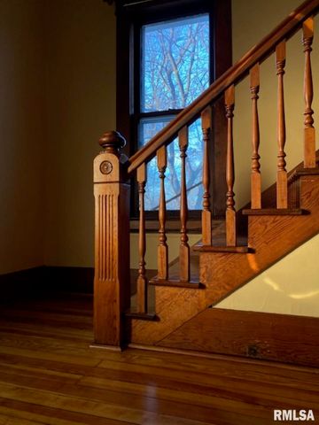 506 S 20TH Street, Murphysboro, IL 62966