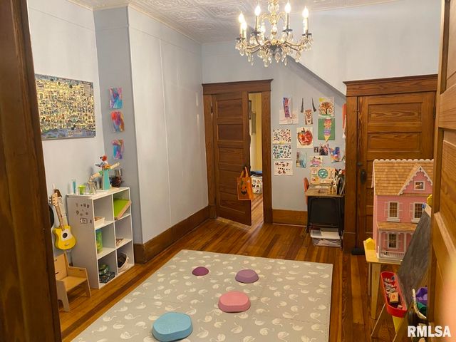 506 S 20TH Street, Murphysboro, IL 62966