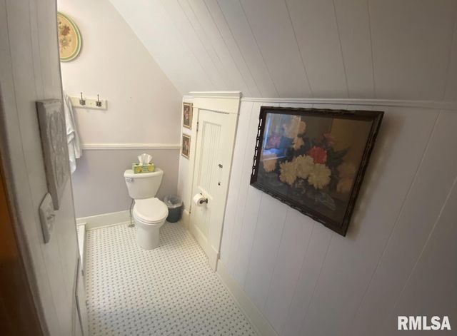 506 S 20TH Street, Murphysboro, IL 62966