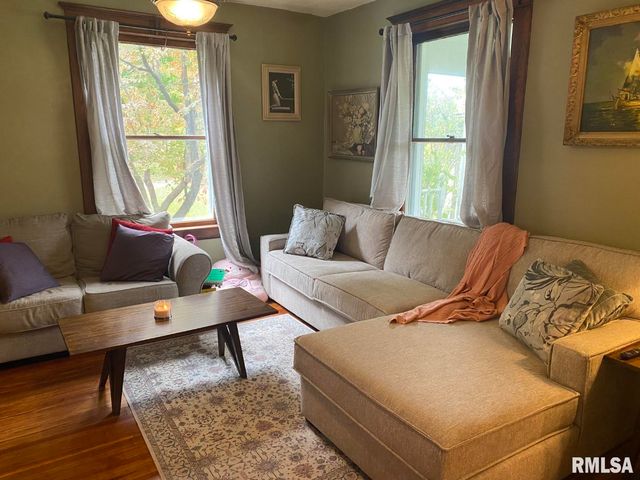 506 S 20TH Street, Murphysboro, IL 62966