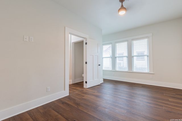1219 NOLAN ST, San Antonio, TX 78202