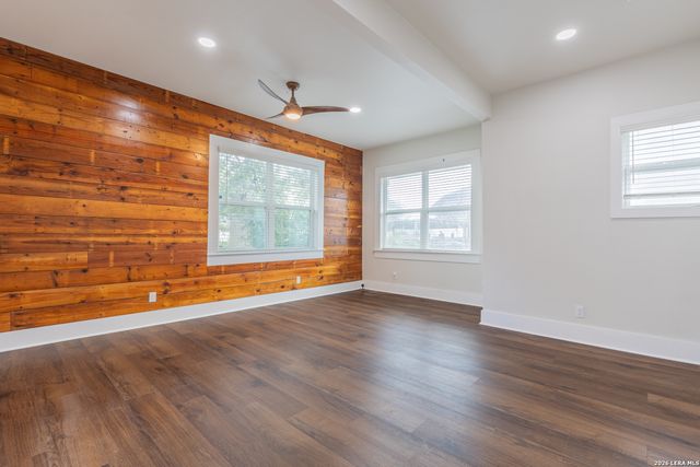 1219 NOLAN ST, San Antonio, TX 78202