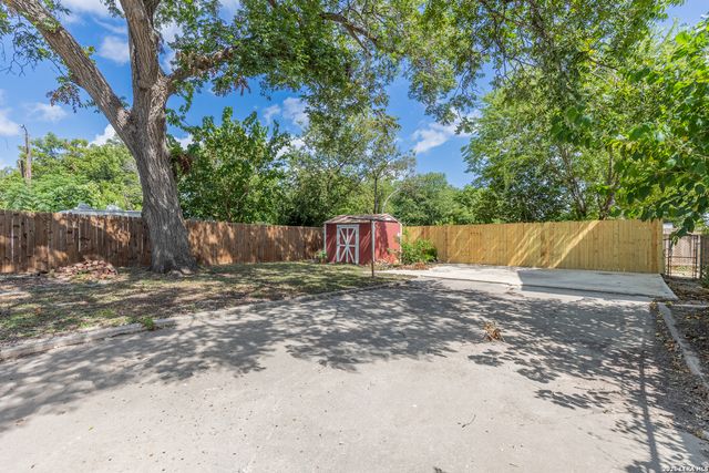 1219 NOLAN ST, San Antonio, TX 78202