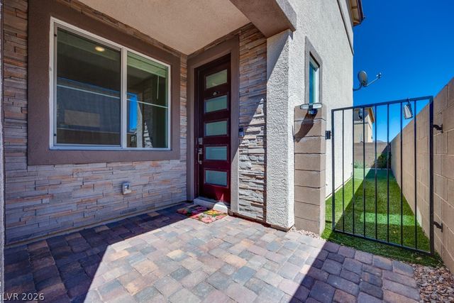 302 Mount Tyndall Street, Henderson, NV 89015