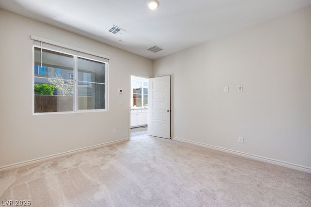 302 Mount Tyndall Street, Henderson, NV 89015