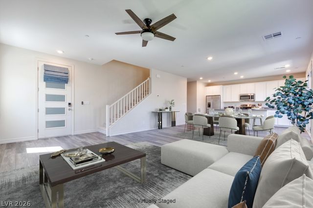 302 Mount Tyndall Street, Henderson, NV 89015