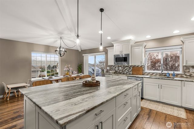 1953 Diamond Ct, East Wenatchee, WA 98802