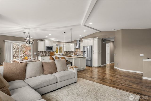 1953 Diamond Ct, East Wenatchee, WA 98802