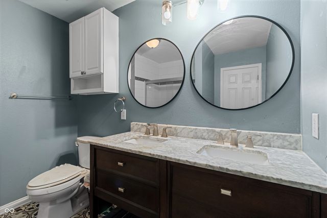 7302 Bruin Drive, Indianapolis, IN 46237
