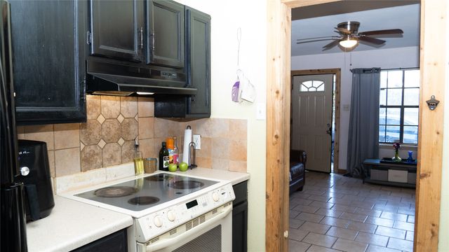 2606 Pearl Avenue, Fort Worth, TX 76164