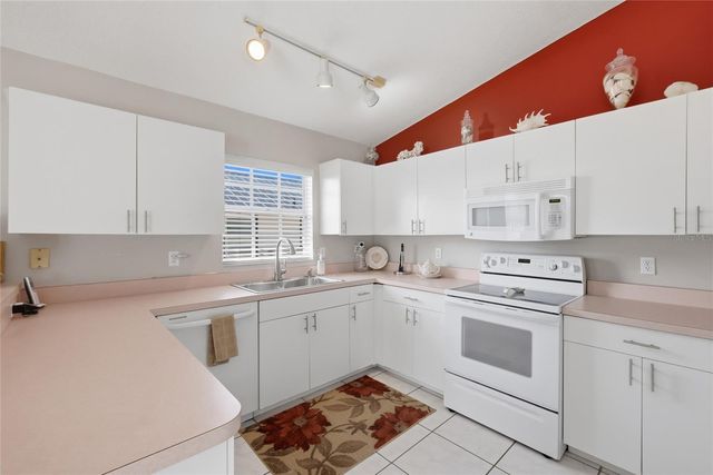 2806 GULF DRIVE, Holmes Beach, FL 34217