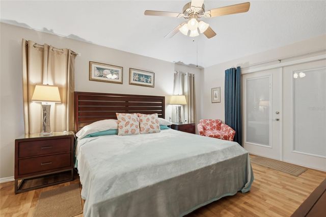 2806 GULF DRIVE, Holmes Beach, FL 34217