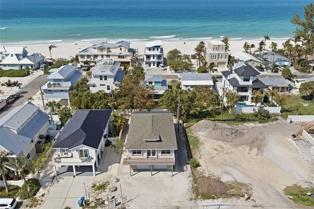 2806 GULF DRIVE, Holmes Beach, FL 34217