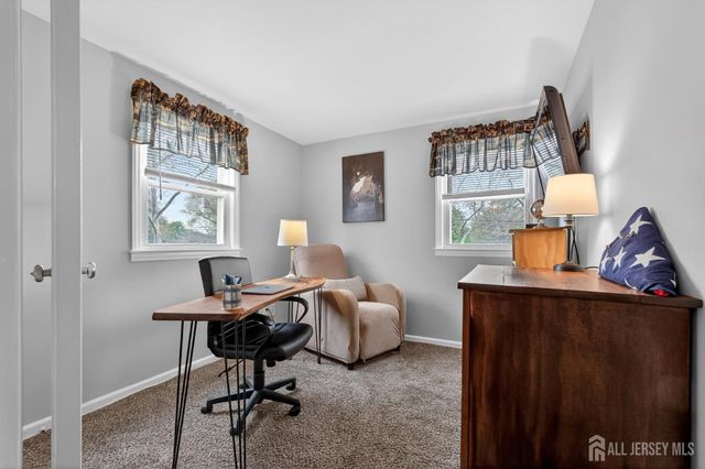 7 Spier Drive, Livingston, NJ 07039