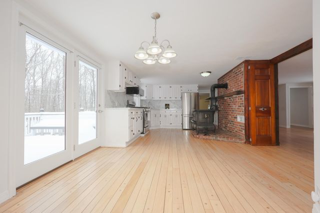 96 Rocky Hill Road, Somersworth, NH 03878