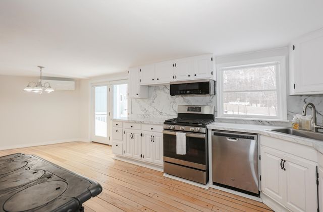 96 Rocky Hill Road, Somersworth, NH 03878