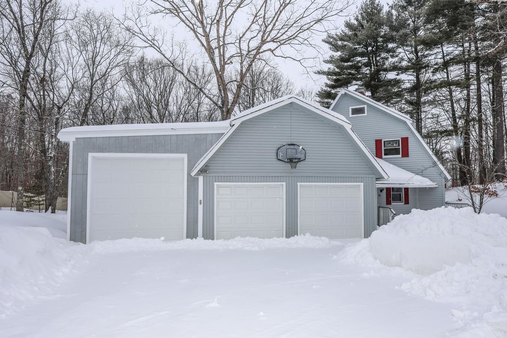 96 Rocky Hill Road, Somersworth, NH 03878