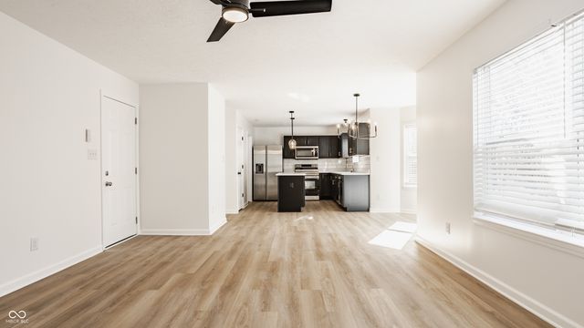 6365 W Oxford Lane, Mccordsville, IN 46055