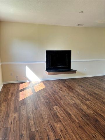 4113 Eastham RD, Virginia Beach, VA 23453