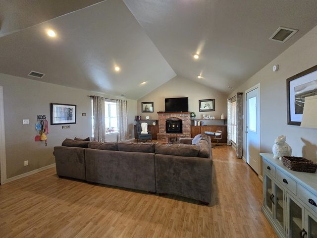 2740 County Rd C2000, Stanton, TX 79782