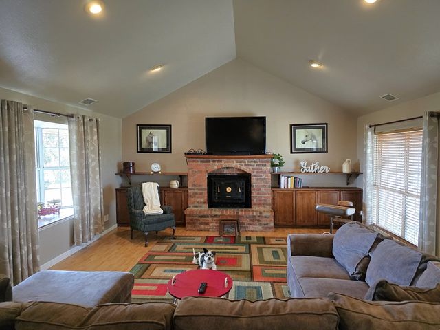 2740 County Rd C2000, Stanton, TX 79782