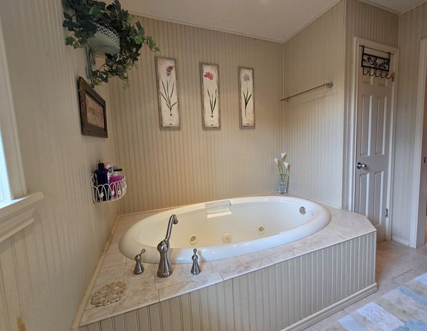 2740 County Rd C2000, Stanton, TX 79782