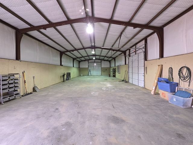 2740 County Rd C2000, Stanton, TX 79782