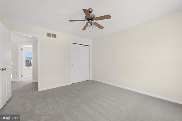 817 ARROWHEAD LN, Harleysville, PA 19438