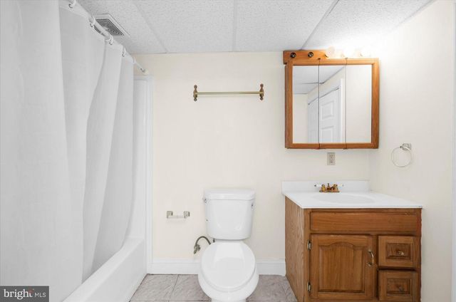 817 ARROWHEAD LN, Harleysville, PA 19438