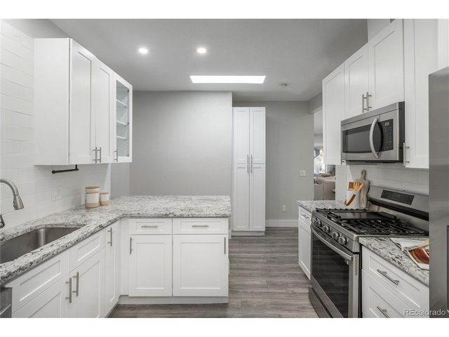 2339 S Acoma St, Denver, CO 80223