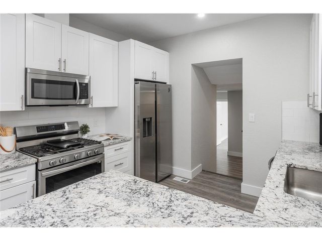 2339 S Acoma St, Denver, CO 80223