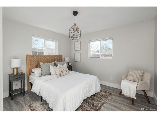 2339 S Acoma St, Denver, CO 80223