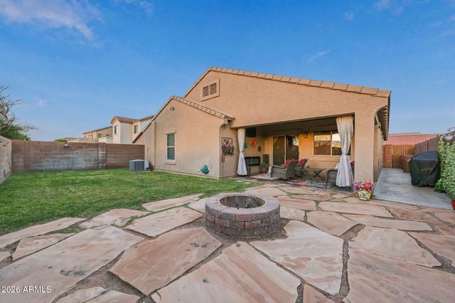 33336 N SANDSTONE Drive, San Tan Valley, AZ 85143