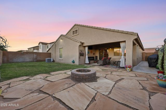33336 N SANDSTONE Drive, San Tan Valley, AZ 85143