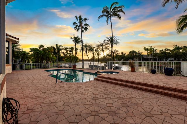 6413 NW 102nd Terrace, Parkland, FL 33076