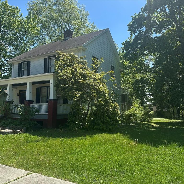 102 E Cedar Street, Poughkeepsie, NY 12601