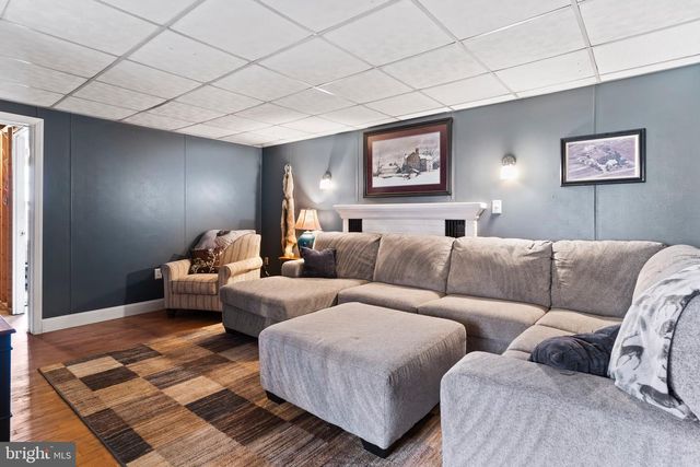 633 NEWPORT RD, Duncannon, PA 17020