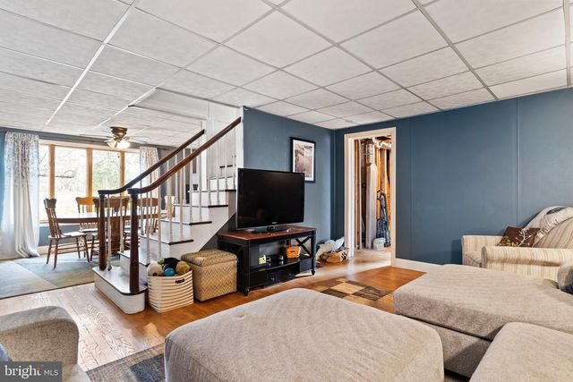 633 NEWPORT RD, Duncannon, PA 17020