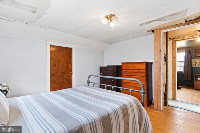 633 NEWPORT RD, Duncannon, PA 17020