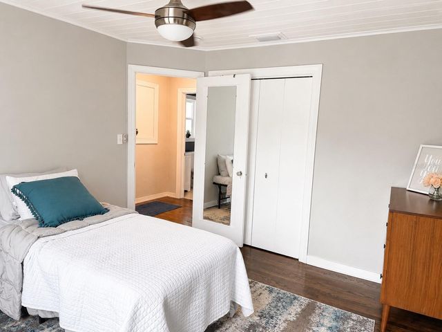 926 29TH STREET N, St Petersburg, FL 33713