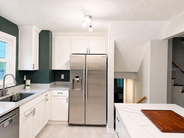 926 29TH STREET N, St Petersburg, FL 33713