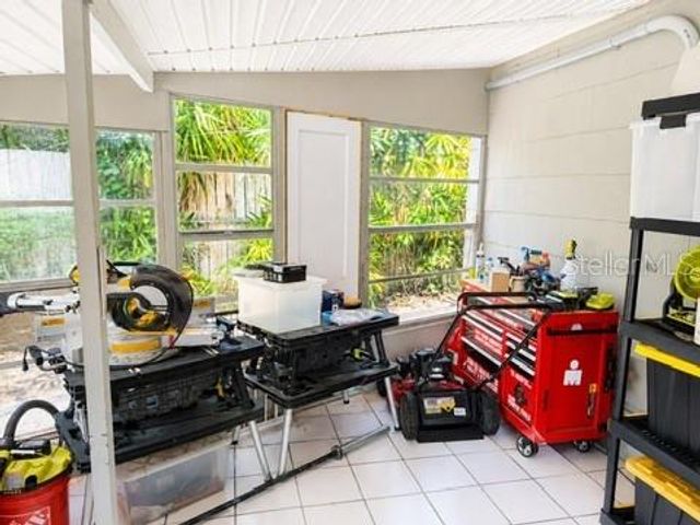 926 29TH STREET N, St Petersburg, FL 33713