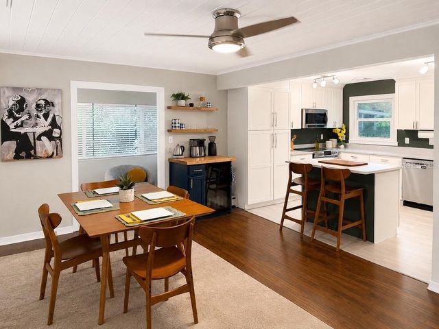 926 29TH STREET N, St Petersburg, FL 33713
