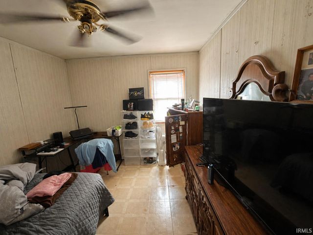 3036 173rd Street, Hammond, IN 46323