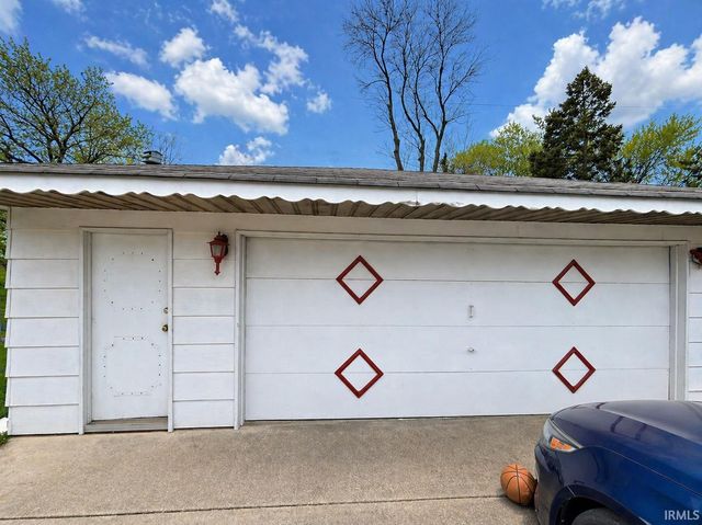 3036 173rd Street, Hammond, IN 46323